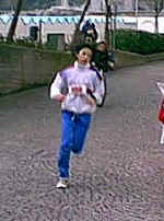 corsa_ragazze04.jpg (15505 byte)