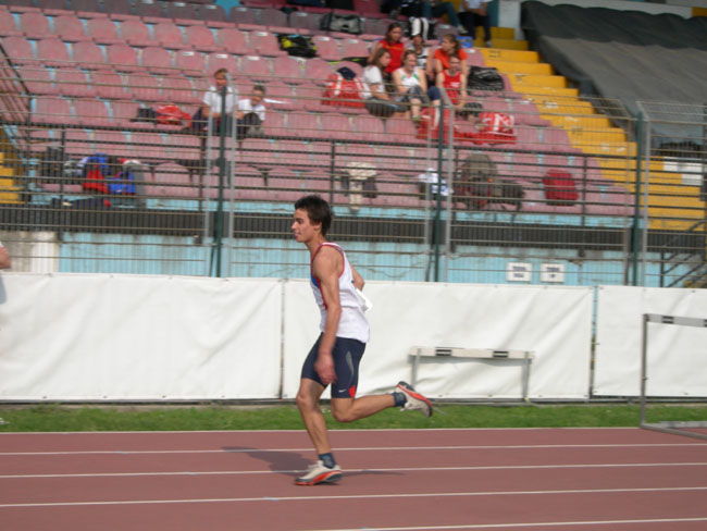 ingrandisci