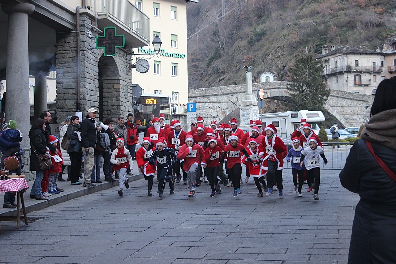 Corsa-Babbi-Natale2013-035