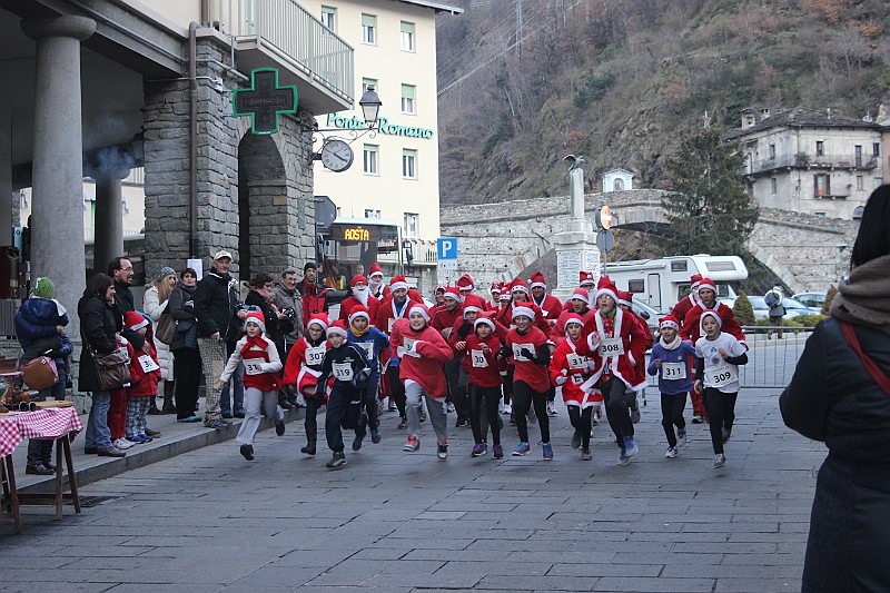 Corsa-Babbi-Natale2013-036
