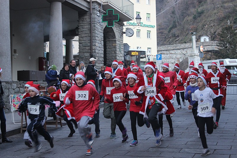 Corsa-Babbi-Natale2013-038