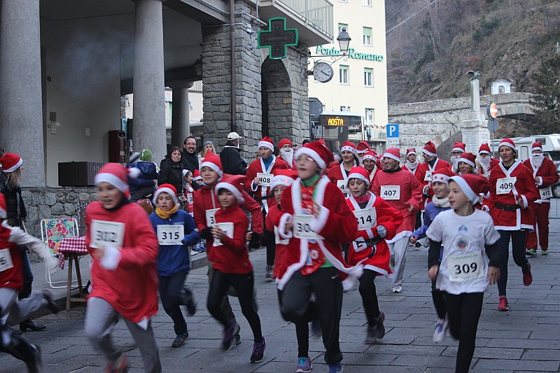 Corsa-Babbi-Natale2013-039