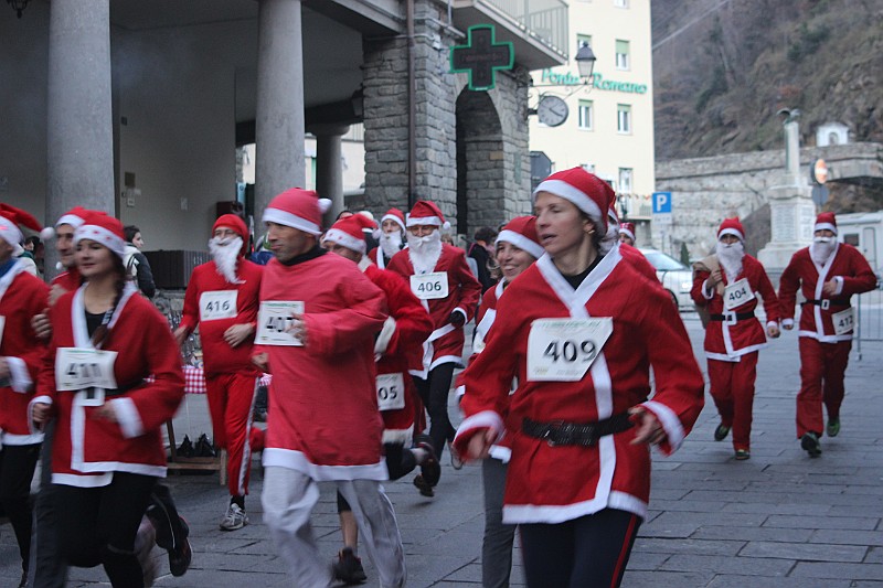 Corsa-Babbi-Natale2013-043