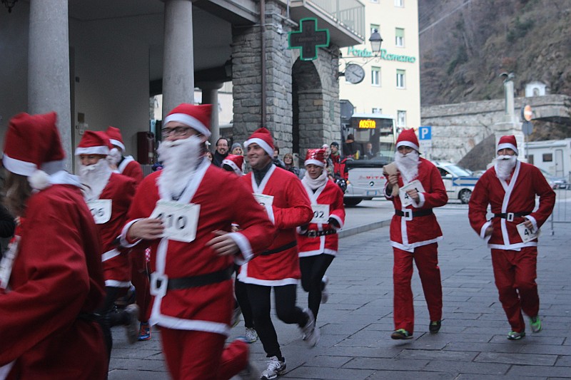 Corsa-Babbi-Natale2013-046